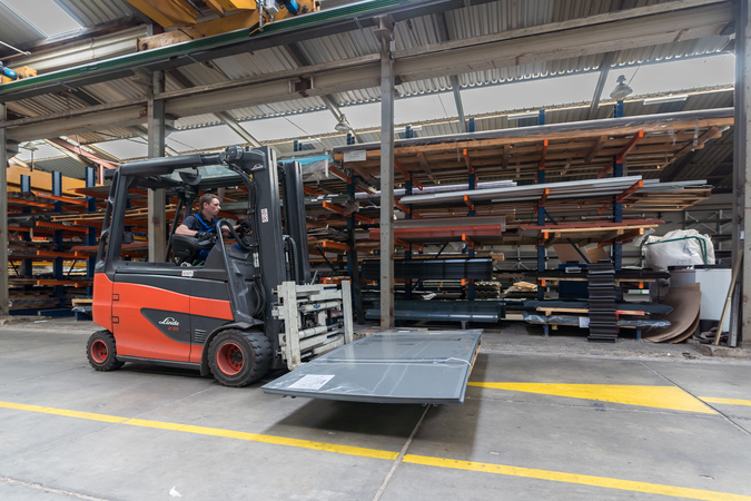 Metalen dakplaten heftruck van delft elshout